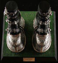 5h0049 MISS PEREGRINE'S HOME FOR PECULIAR CHILDREN #93/400 movie promo item 2016 Emma's shoe display!