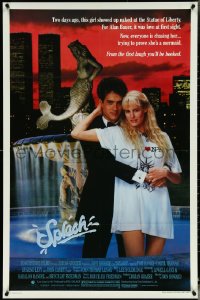 5k0518 SPLASH 1sh 1984 Tom Hanks loves mermaid Daryl Hannah in New York City under Twin Towers!