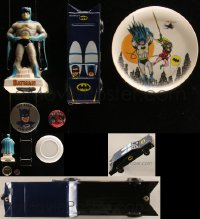 5m0105 LOT OF 5 BATMAN ITEMS 1960s-1980s cool Batmobile, pin-back buttons, plate & more!