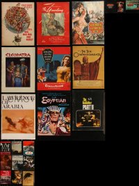 5m0346 LOT OF 21 SOUVENIR PROGRAM BOOKS 1960s-1980s great images from a variety of different movies!