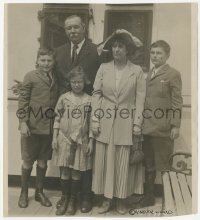 5r1752 ARTHUR CONAN DOYLE 8x8.75 still 1930s great portrait with his family by Underwood!