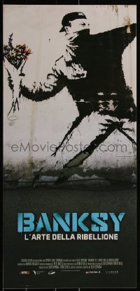 5s0476 BANKSY & THE RISE OF OUTLAW ART Italian locandina 2020 art of rioter 'throwing' flowers!