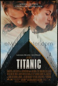 5s1095 TITANIC DS 1sh 1997 Leonardo DiCaprio, Kate Winslet, directed by James Cameron!