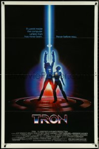 5s1103 TRON 1sh 1982 Walt Disney sci-fi, Jeff Bridges in a computer, cool special effects!