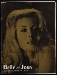5t0546 BELLE DE JOUR pressbook 1968 Luis Bunuel classic, Catherine Deneuve, includes 2 8x10 stills!