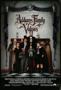 5w0619 ADDAMS FAMILY VALUES int'l DS 1sh 1993 Christina Ricci, the family just got a little stranger!