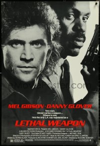 5w0851 LETHAL WEAPON 1sh 1987 great close image of cop partners Mel Gibson & Danny Glover!