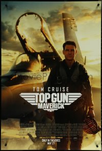 5w1040 TOP GUN: MAVERICK advance DS 1sh 2021 Naval aviator Tom Cruise in title role in front of jet!