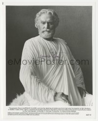 5y0077 LAURENCE OLIVIER signed 8x10 still 1981 as the Greek god Zeus in Clash of the Titans!