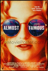 5z0282 ALMOST FAMOUS DS 1sh 2000 Crowe directed, close-up image of super-sexy Kate Hudson!
