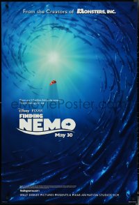 5z0393 FINDING NEMO advance DS 1sh 2003 Disney & Pixar, Nemo surrounded by huge school of fish!