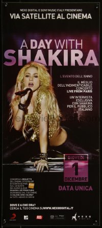5z0735 DAY WITH SHAKIRA Italian locandina 2011 c/u of the sexy singer performing live at concert!