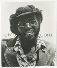 6b1213 CURTIS MAYFIELD 7.5x8.75 still 1972 incredible portrait of the legendary Gentle Genius!