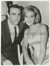 6f1427 FROM RUSSIA WITH LOVE candid 7x9.25 still 1964 Sean Connery & Daniela Bianchi between scenes!