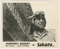 6f1464 SAHARA English FOH LC R1950s c/u of Humphrey Bogart by his tank Lulubelle, Zoltan Korda!