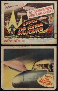 6f0560 EARTH VS. THE FLYING SAUCERS 8 LCs 1956 sci-fi classic, title card signed by Ray Harryhausen!