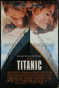 6g0972 TITANIC DS 1sh 1997 Leonardo DiCaprio, Kate Winslet, directed by James Cameron!