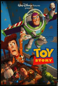 6g0975 TOY STORY DS 1sh 1995 Disney/Pixar cartoon, Buzz Lightyear flying over Woody, Bo Peep, more!