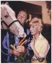 6j0168 ALAN YOUNG signed color 8x10 REPRO photo 2000s w/talking horse & Connie Hines in TV's Mr. Ed!