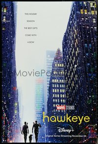 6k0458 HAWKEYE DS tv poster 2021 Jeremy Renner in the title role, great image walking in city!