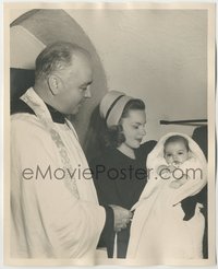 6p1419 JUDY GARLAND/LIZA MINNELLI deluxe 8x10 still 1946 mom Judy holding newborn Liza with priest!
